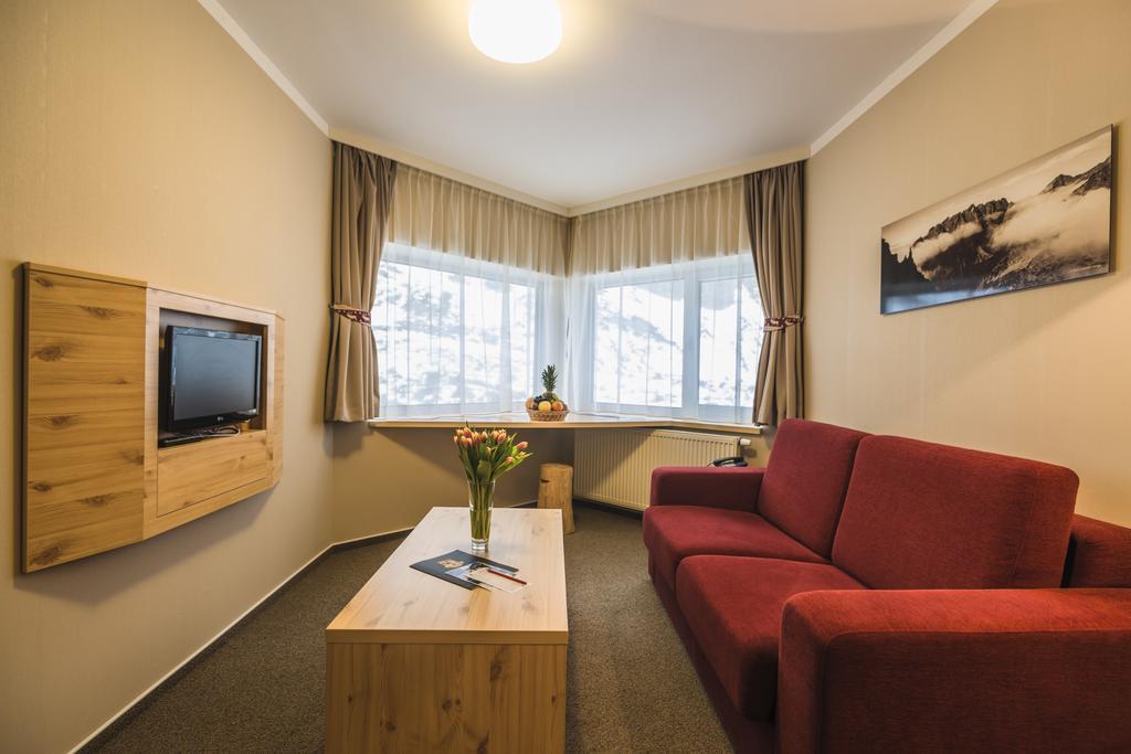 Horsky Hotel Sliezsky Dom Vysoké Tatry Dış mekan fotoğraf