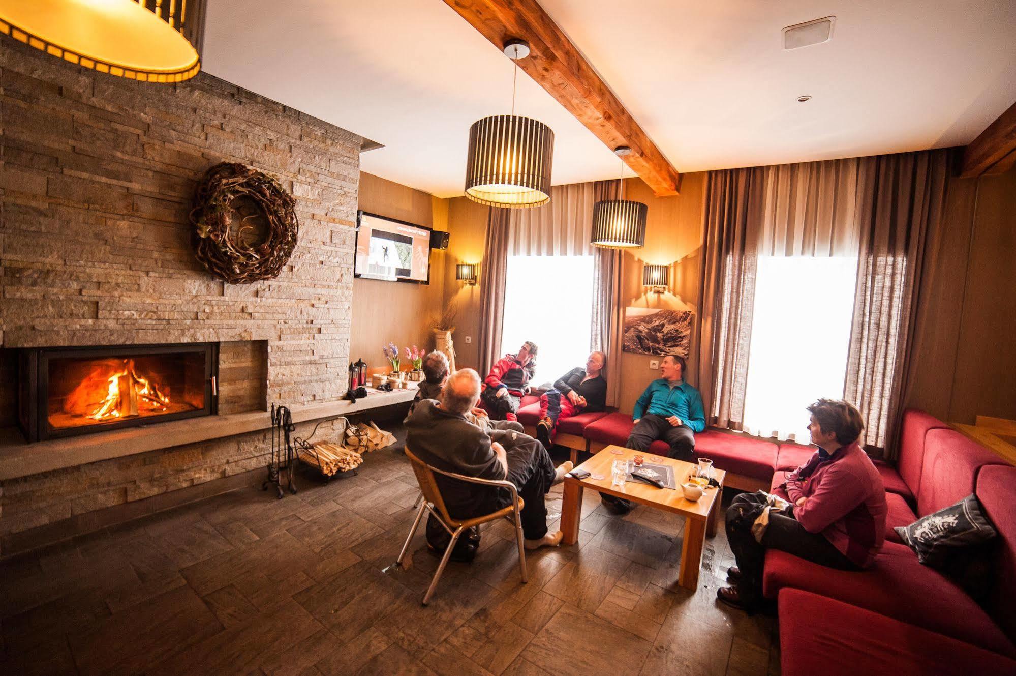 Horsky Hotel Sliezsky Dom Vysoké Tatry Dış mekan fotoğraf